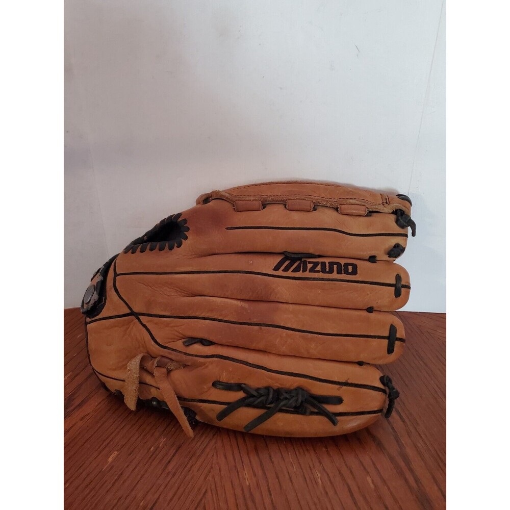 Mizuno 14" GFN 1400 Left Hand Franchise Series Model Baseball Glove